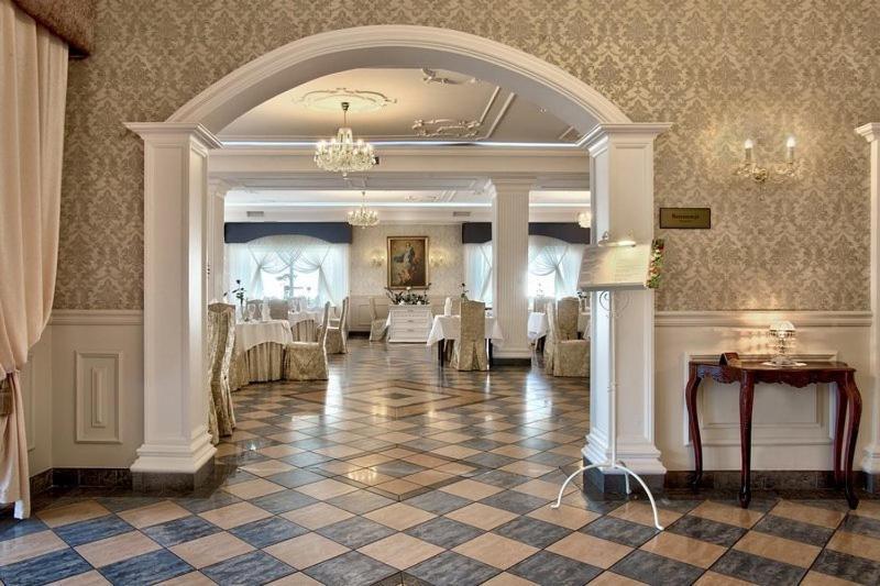 Dwor Czarneckiego Hotel Porosly ภายนอก รูปภาพ