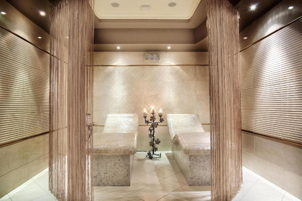 Dwor Czarneckiego Hotel Porosly ภายนอก รูปภาพ