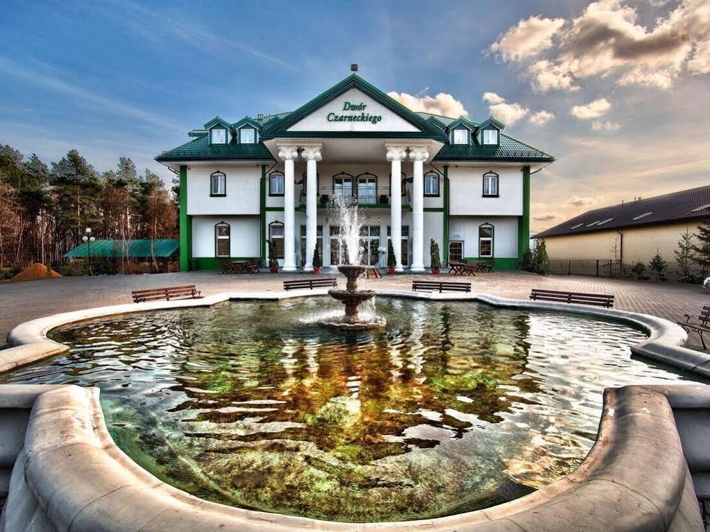 Dwor Czarneckiego Hotel Porosly ภายนอก รูปภาพ